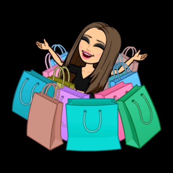 ❣️👆🏻MEET THE SELLER👆🏻❣️ - Picture 3 of 4